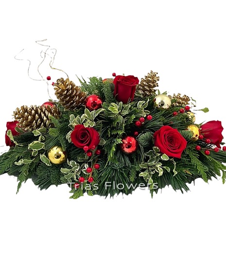 Holiday Magnificence Centerpiece