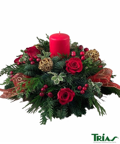 holiday centerpiece with red roses